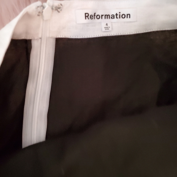 ✴️ NWT REFORMATION ROBBIE LINEN TWO PIECE BLACK WHITE CROPPED TOP SKIRT SIZE 4 - Picture 7 of 8